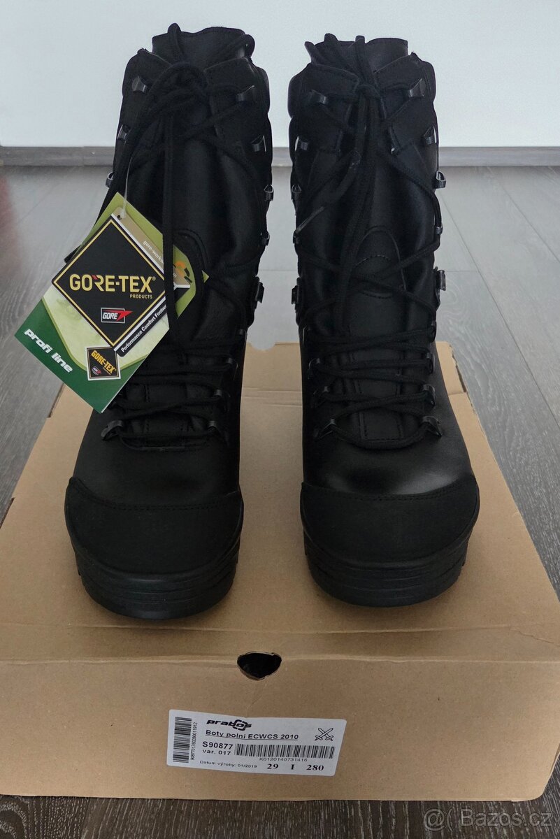 Vojenské oblečení - 8