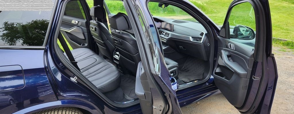 BMW X5, M50d ČR INDIVIDUAL M-SPORT TAŽNÉ - 8