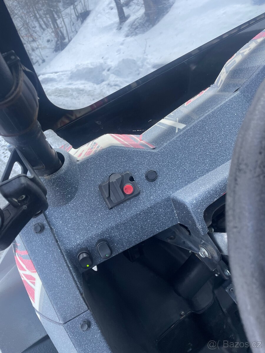 CF MOTO ZFORCE 800 2016r - 8