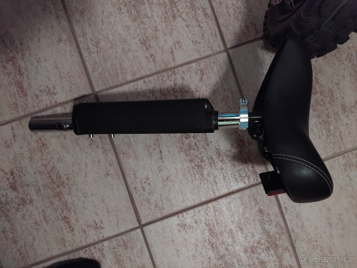 Elektrická koloběžka Ultimate Freerider2 - 8