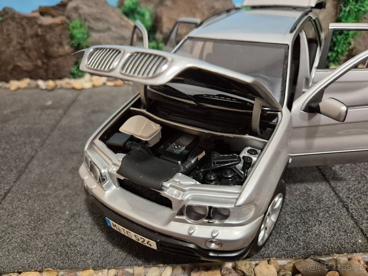 Prodám model 1:18 BMW X5 KYOSHO - 8