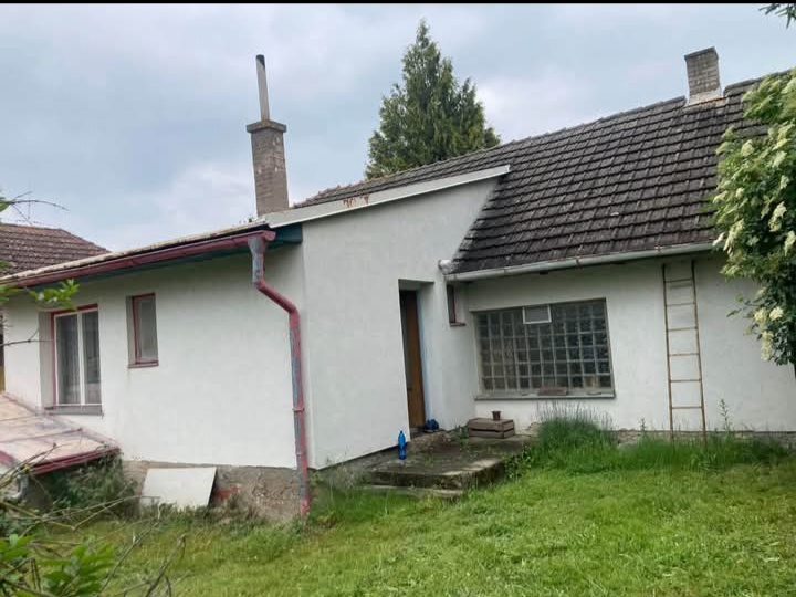 Dva rodinné domy/zemědělská usedlost - 8