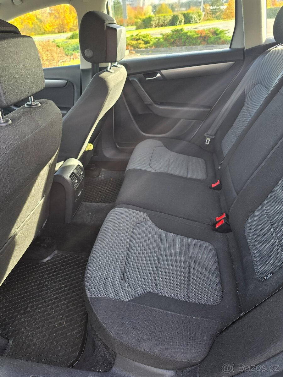 Volkswagen Passat B7 2.0 TDI - 8