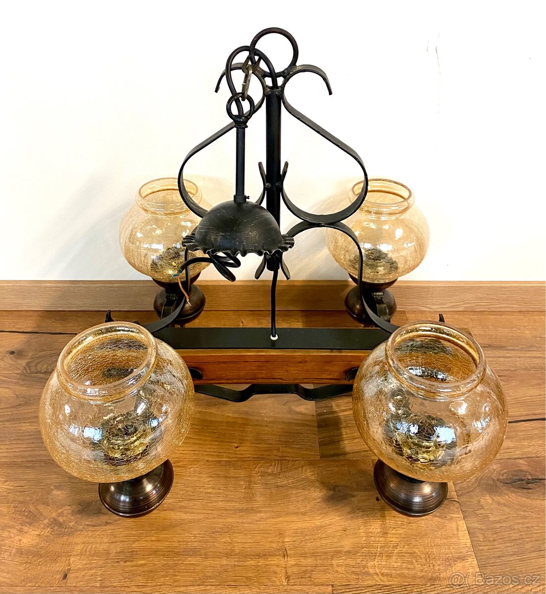 Starý mohutný kovaný lustr - 8