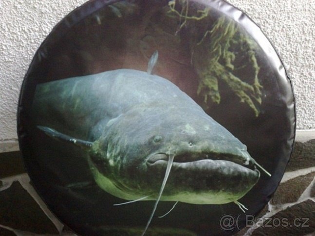 patrol,terrano - kryt na rezervu kolesa - 8