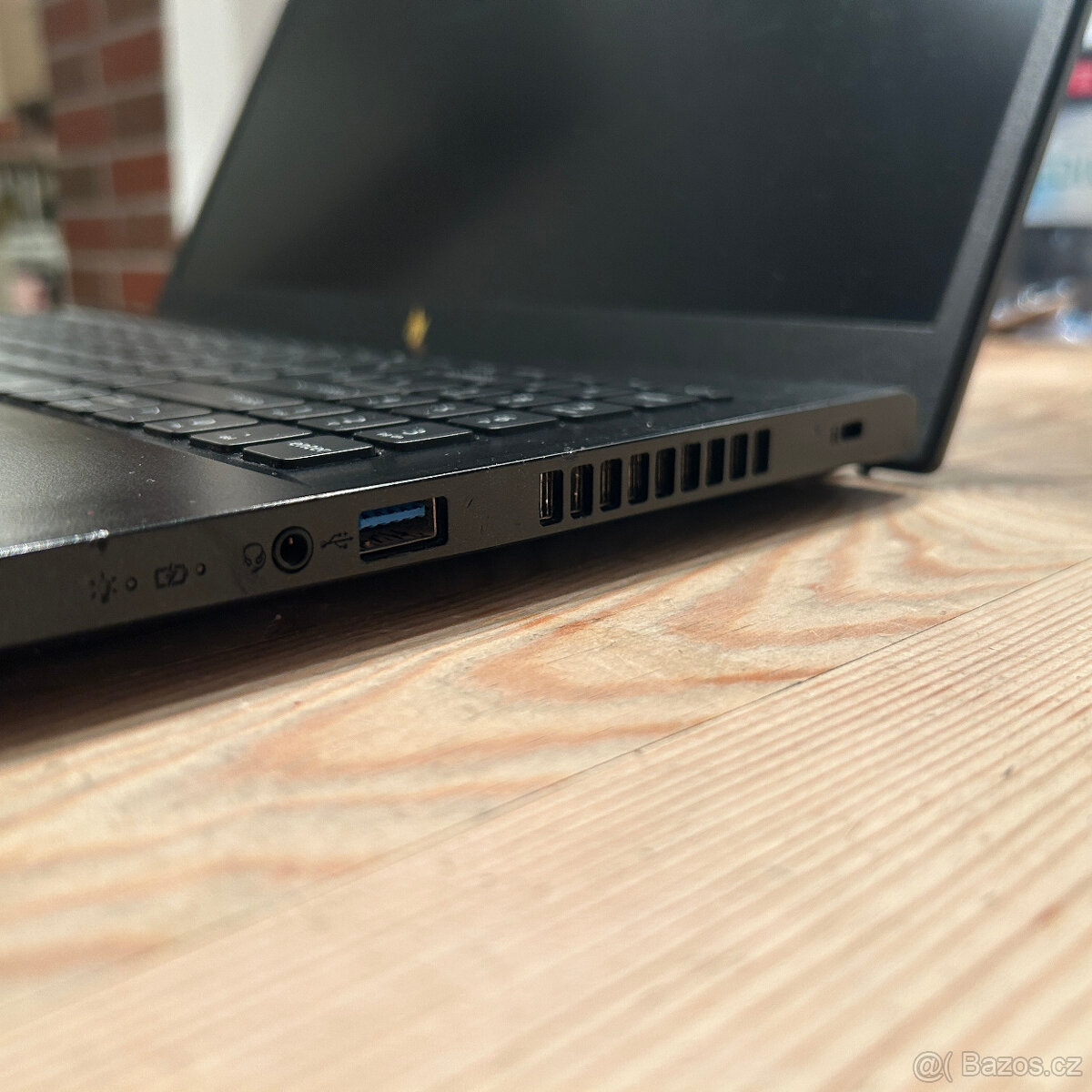 Acer Nitro V15 RTX 4050 - 8