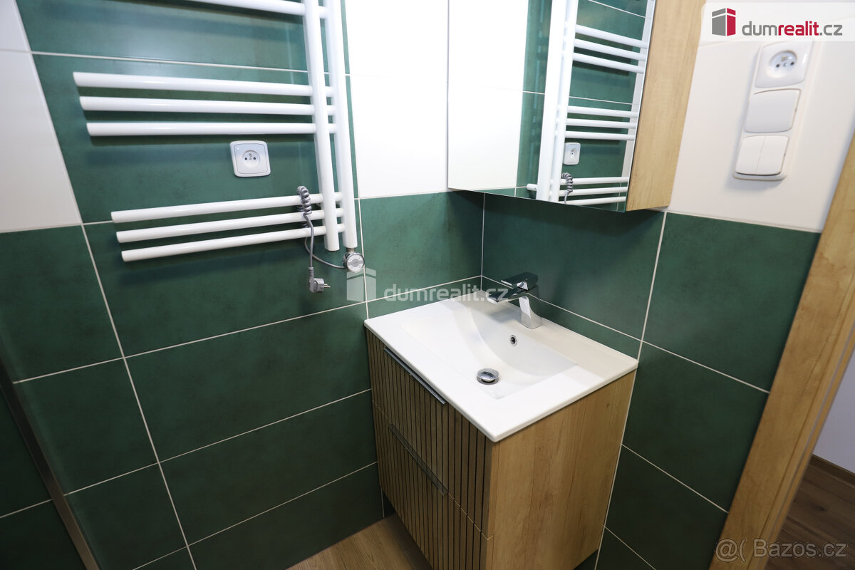 Krásný slunný byt 1+1 po kompletní rekonstrukci v panelovém - 8