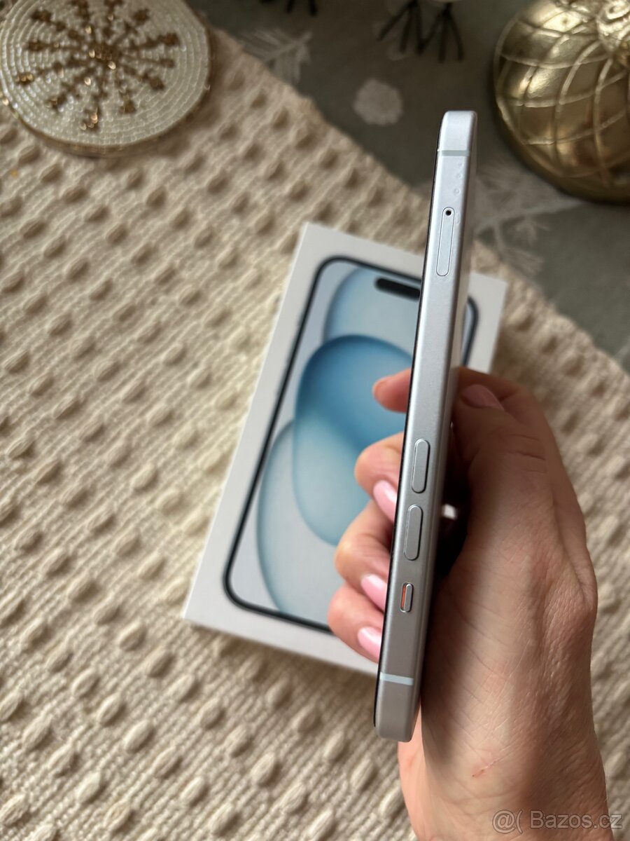 iPhone 15, 256GB, TOP stav - 8