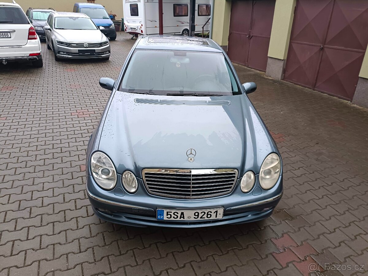E 240 W211 Avantgarde automat Benz+LPG - 8