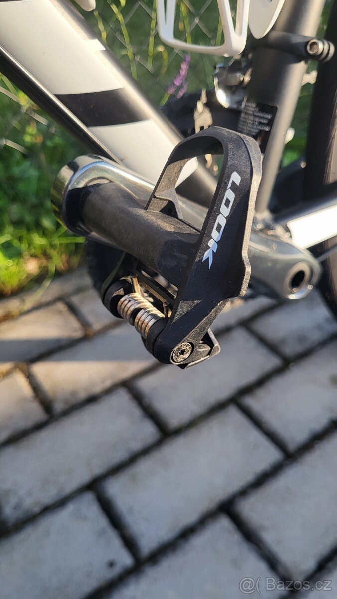 Silnoiční kolo SCOTT SPEEDSTER - 8