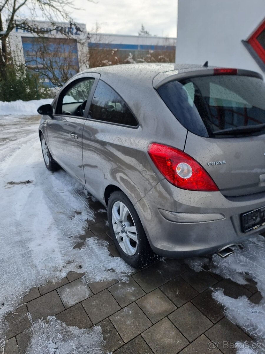 Opel corsa - 8