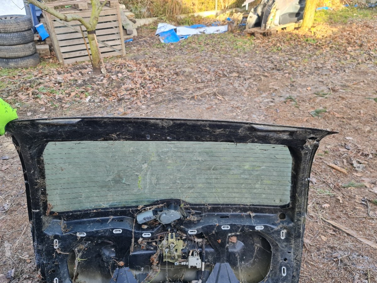 5.dveře na Octavia - bez koroze - 8