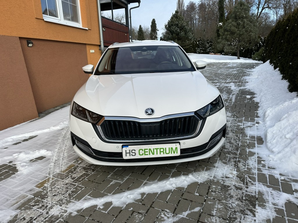 Škoda Octavia 2.0 TDi 110kW DSG - 8