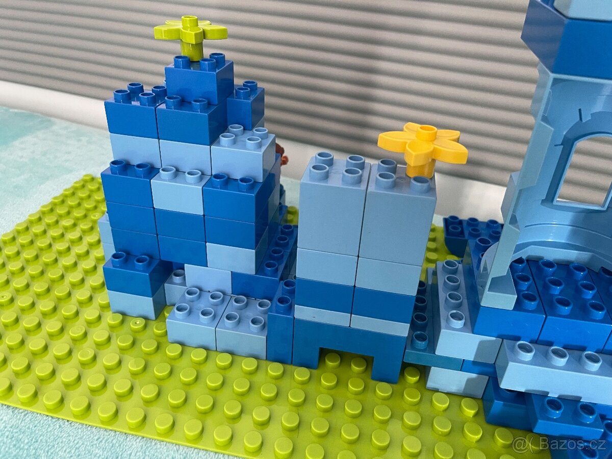 Lego Duplo modrý hrádek - 8