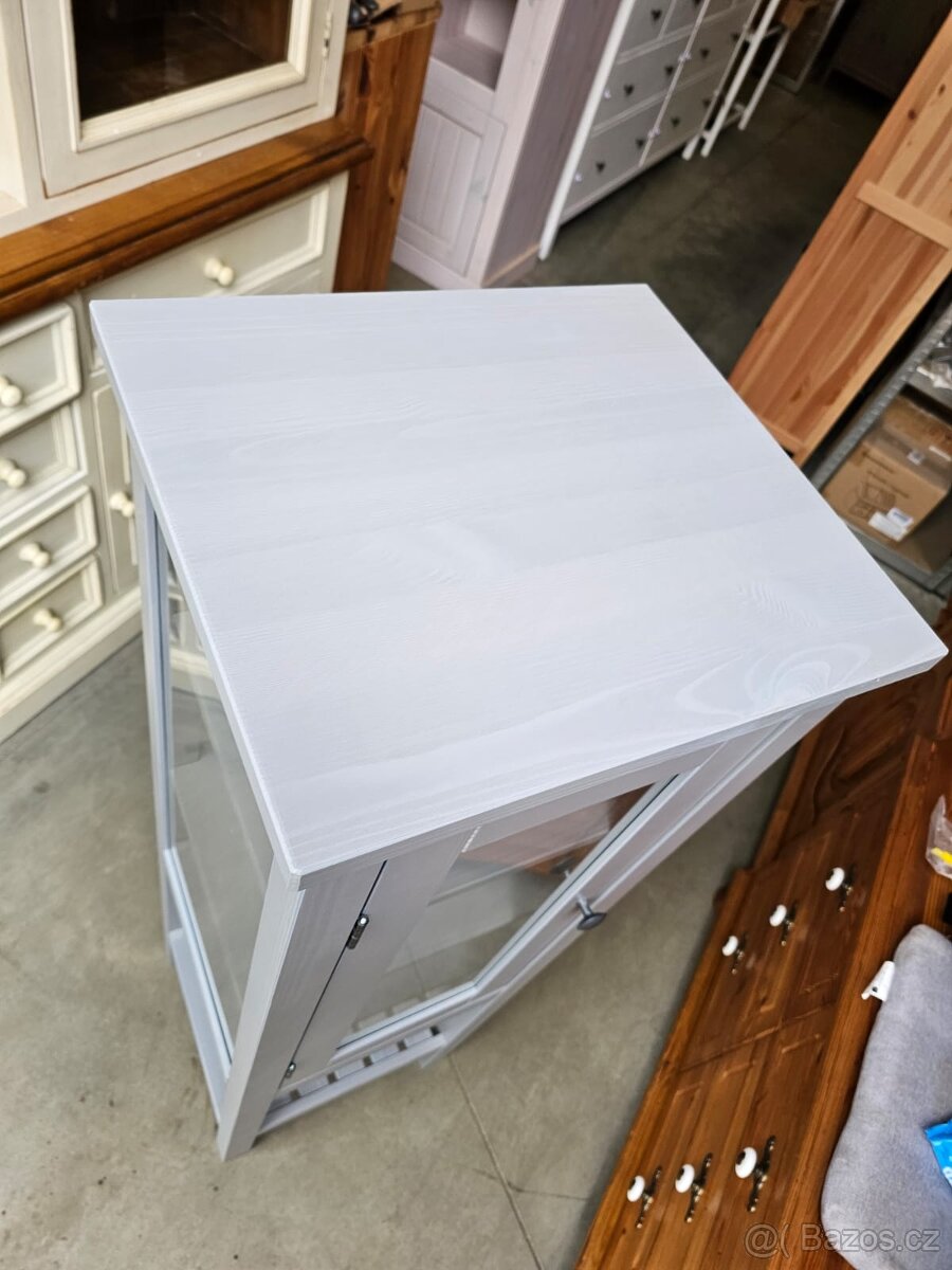 SKŘÍŇKA - VITRÍNA IKEA HEMNES - 8