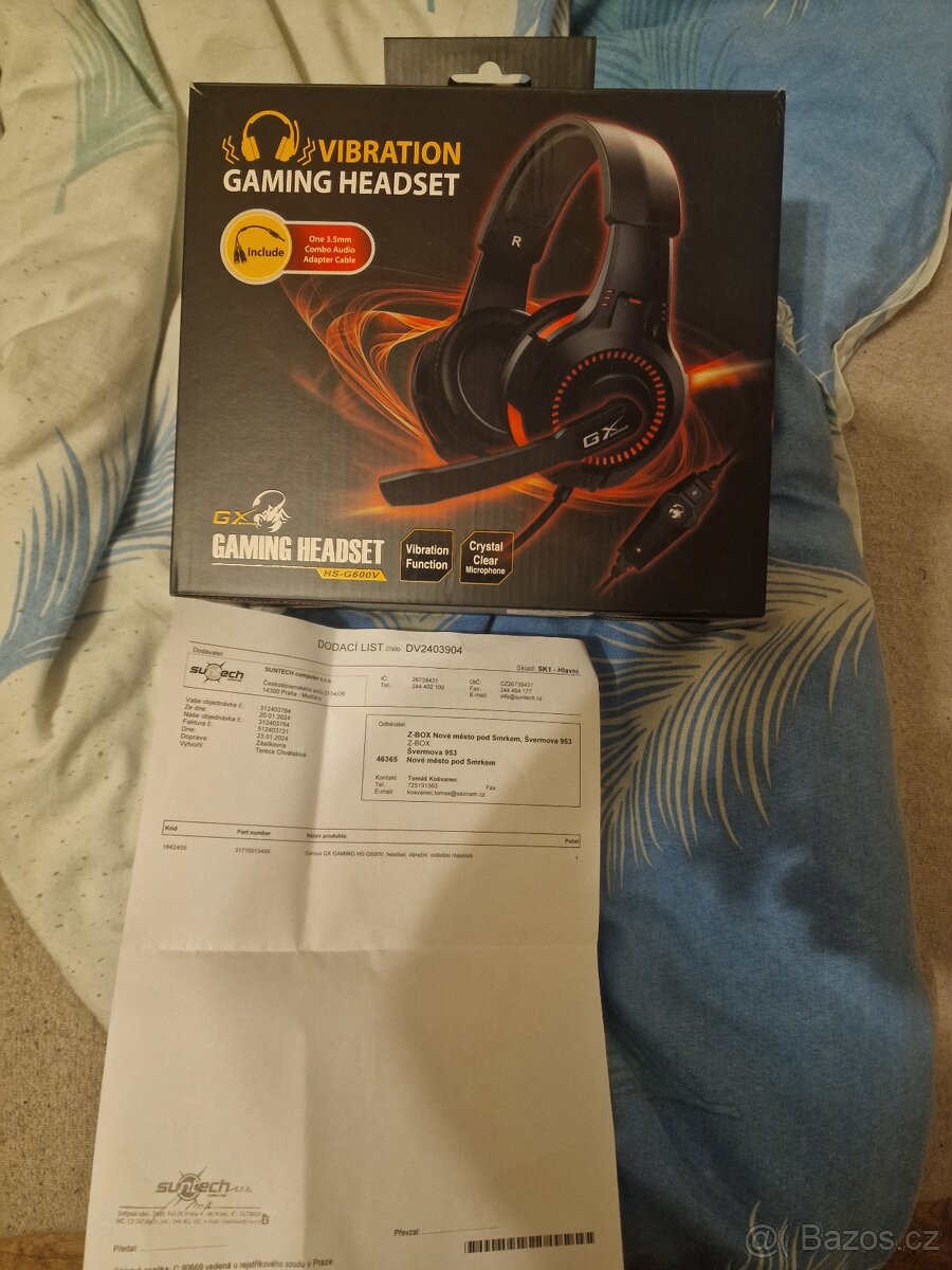 PC z monitorem a příslušenství - 8