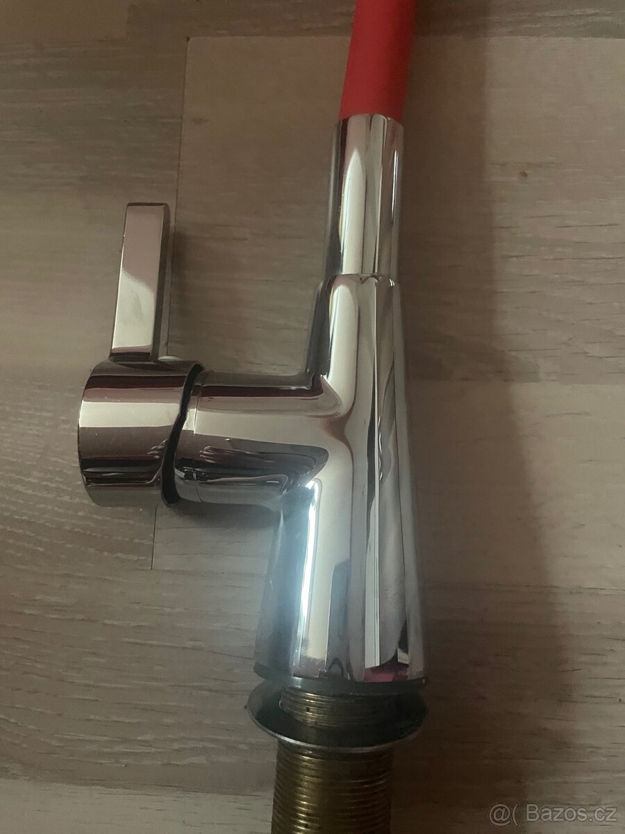 Kuchyňská dřezová baterie - 8