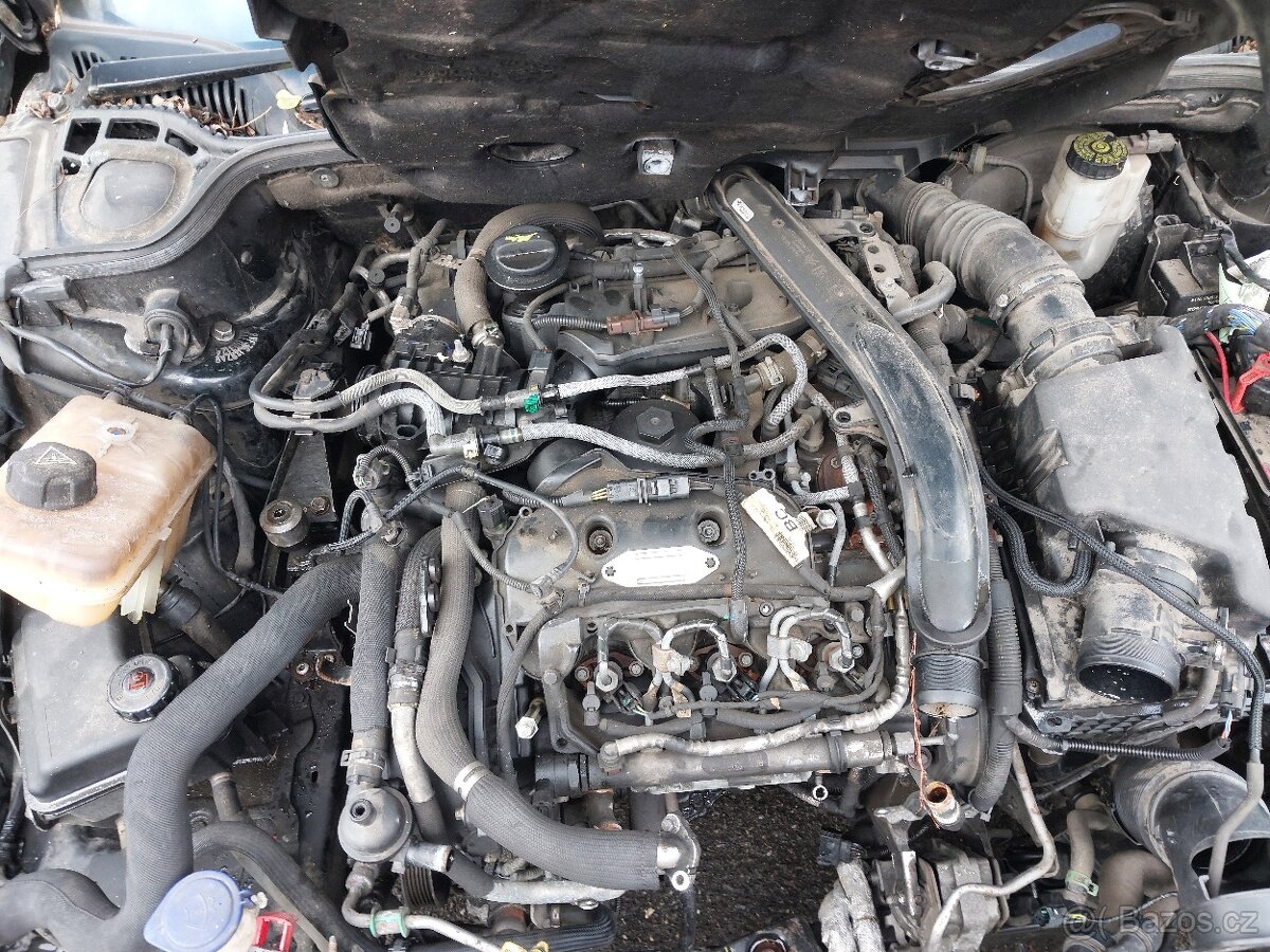 Peugeot 407 Coupé, typ motoru X8Z, 177kW - 8