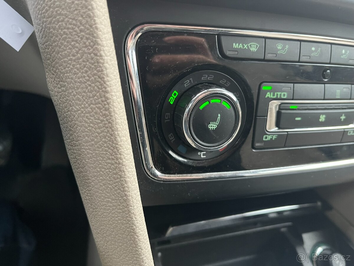 Škoda Superb 2.0 Tdi Elegance 4x4 - 8