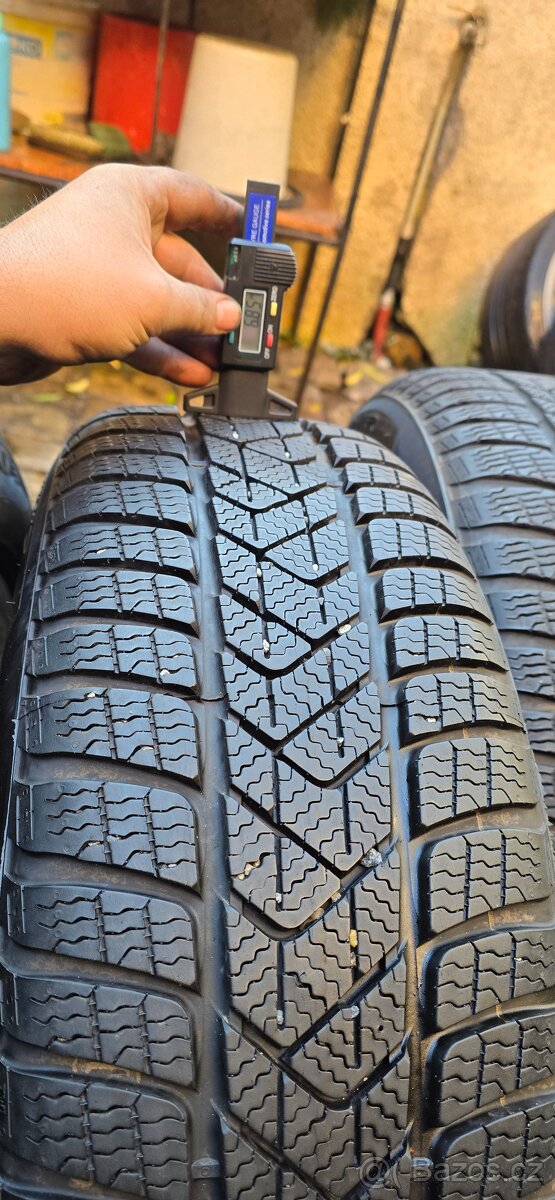 Zánovní zimní sada Mercedes A/B/C/CLA 16"- 205/60/16 - pošl - 8