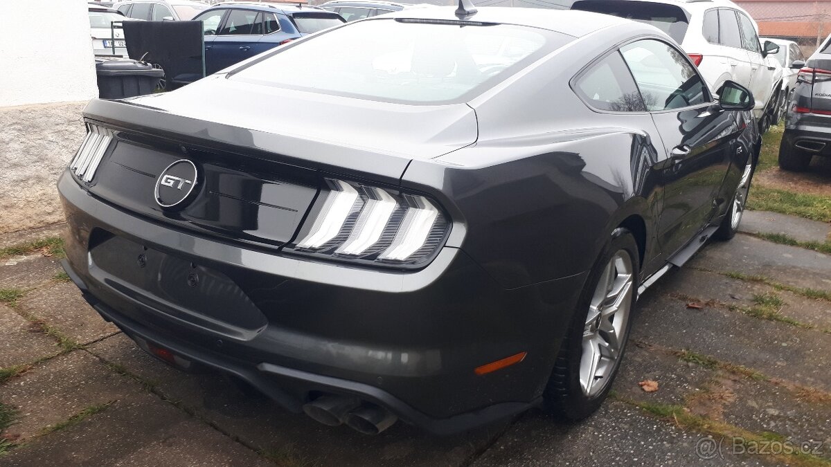 Ford Mustang 5.0 V8 330kW r.v. 2020 EU VERZE - 8