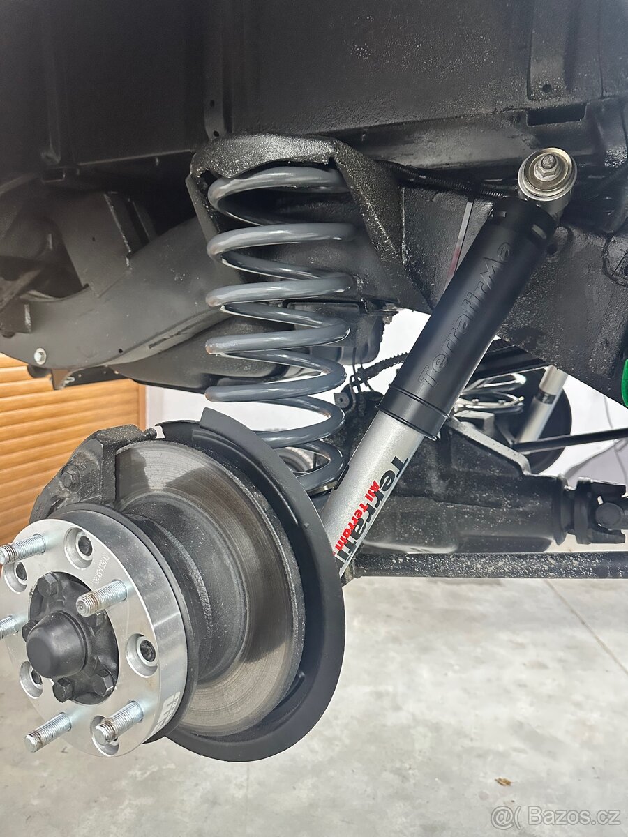 Land rover Defender 110 rv1999 td5 - 8