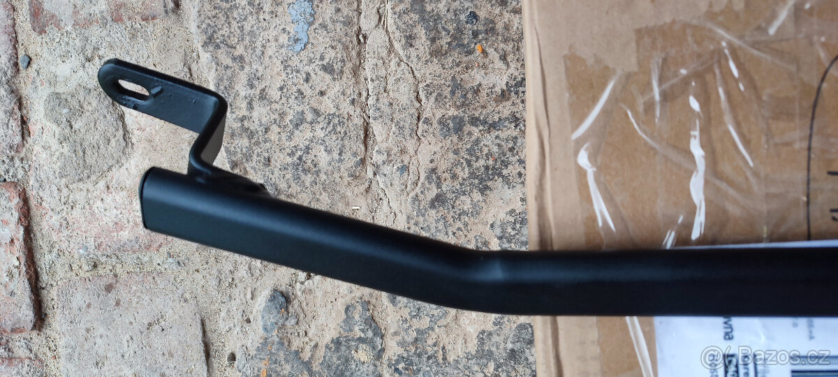 Držák kufru SHAD S0SV69ST pro SUZUKI SV650 (99-02) - 8