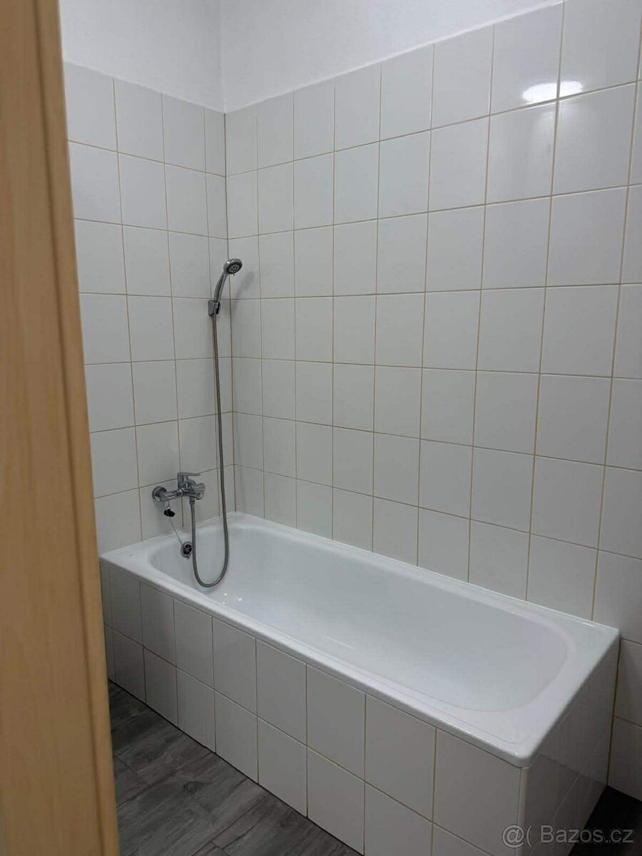 pronájem byt 2+kk Kamenice nad Lipou, 65m2 - 8