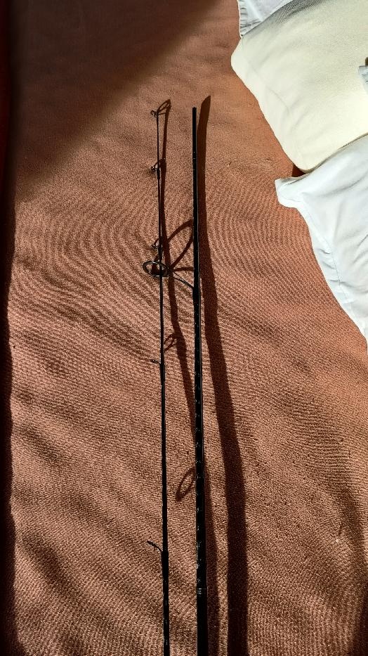 Prodám rybářské vidličky, nový rybářský prut Daiwa. - 8