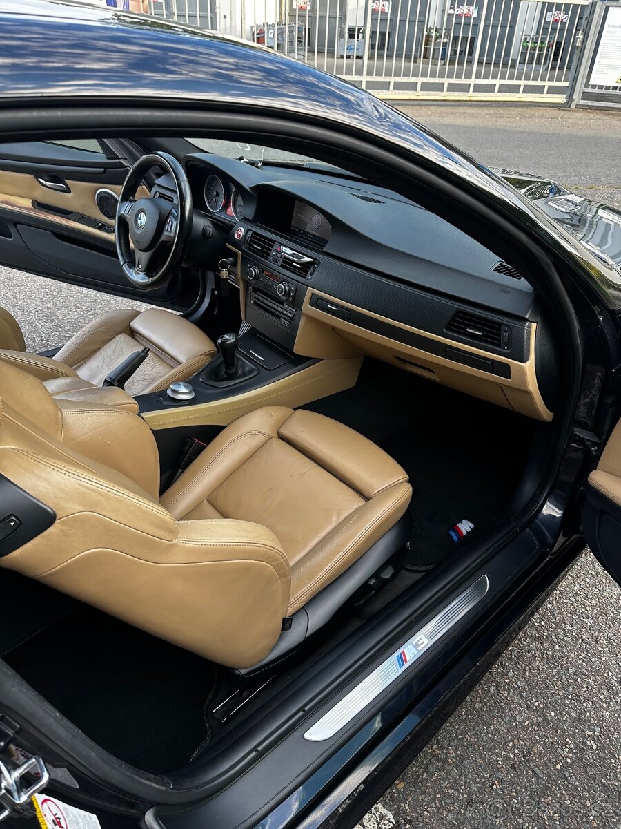 BMW E92 M3 - 8