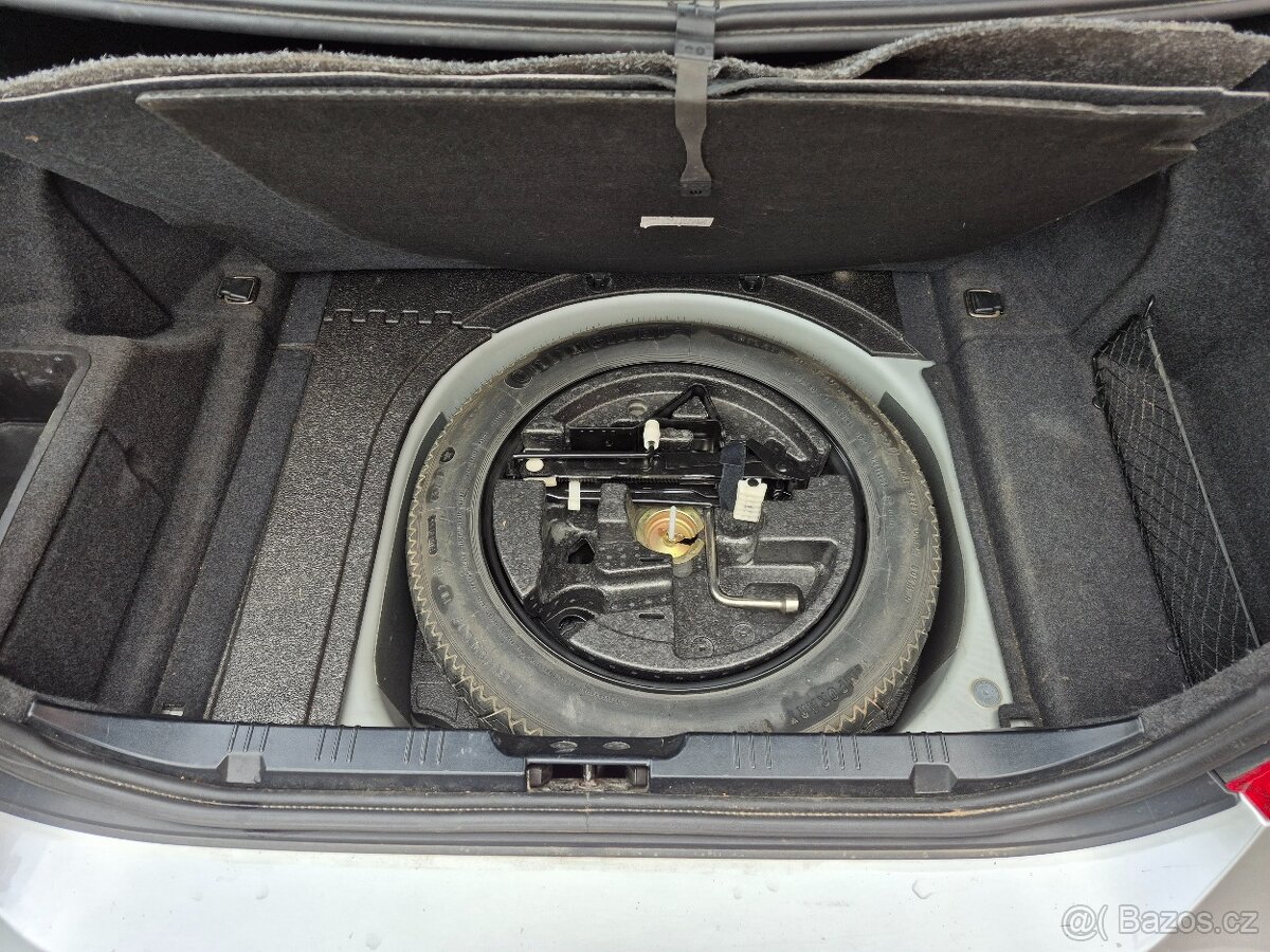BMW 530xi E60 N52B30 - 8