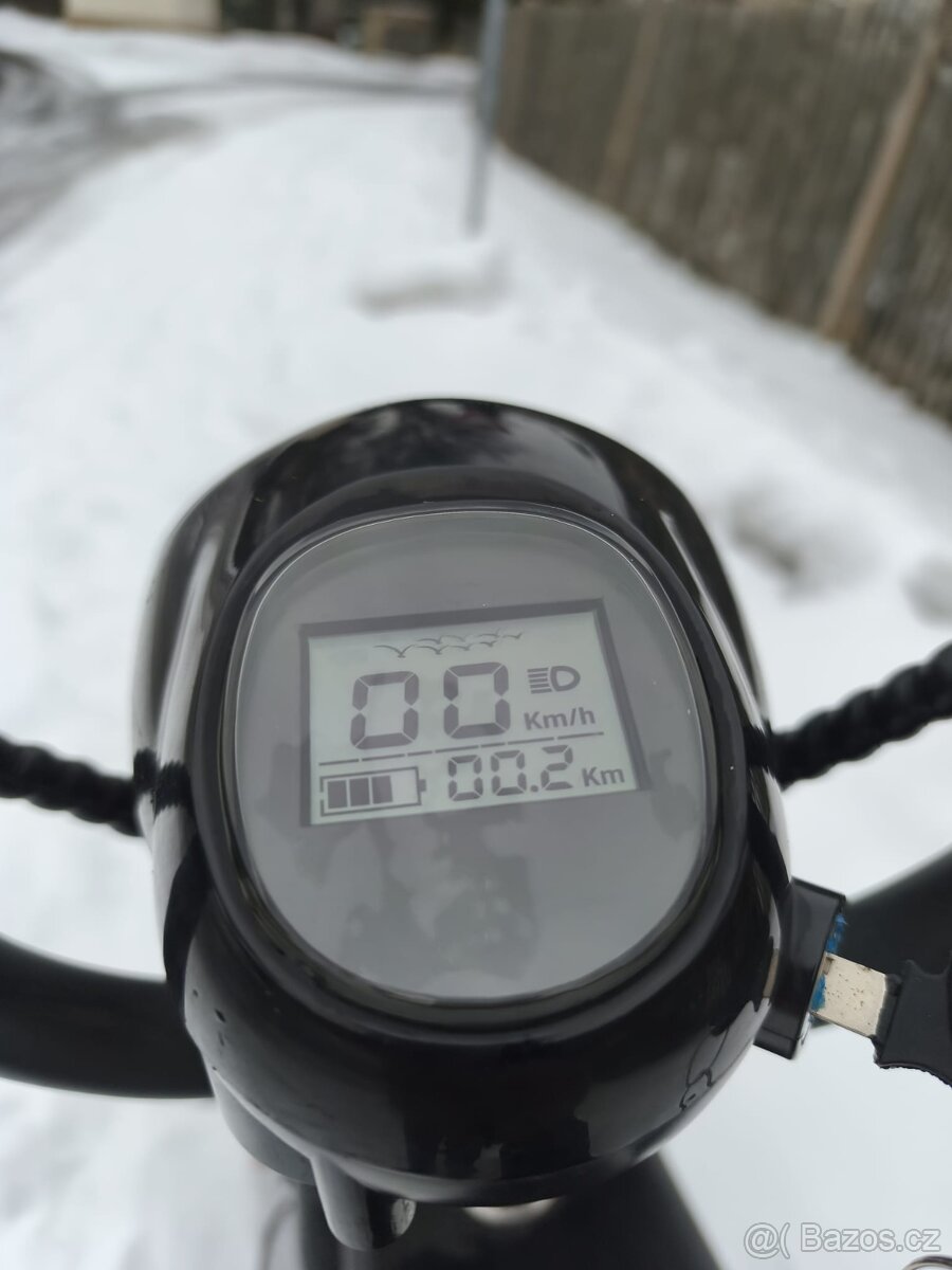 Elektrická koloběžka - 8