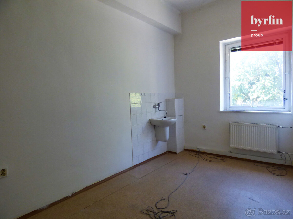 Pronájem kancelářských prostor - 8