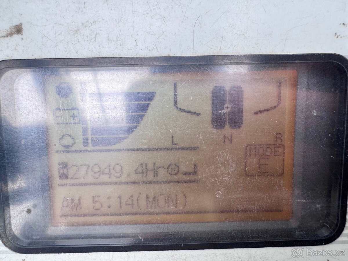 VZV Nissan UNI Carriers 1.4 - 8