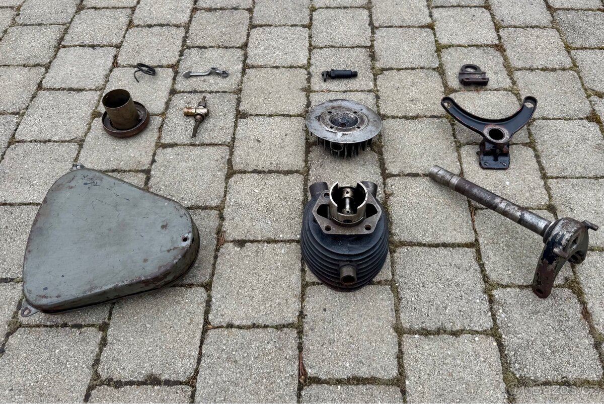 ČZ 125 B T - dily - 8