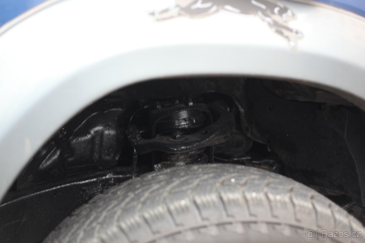 Toyota Land Cruiser 2002 - 8