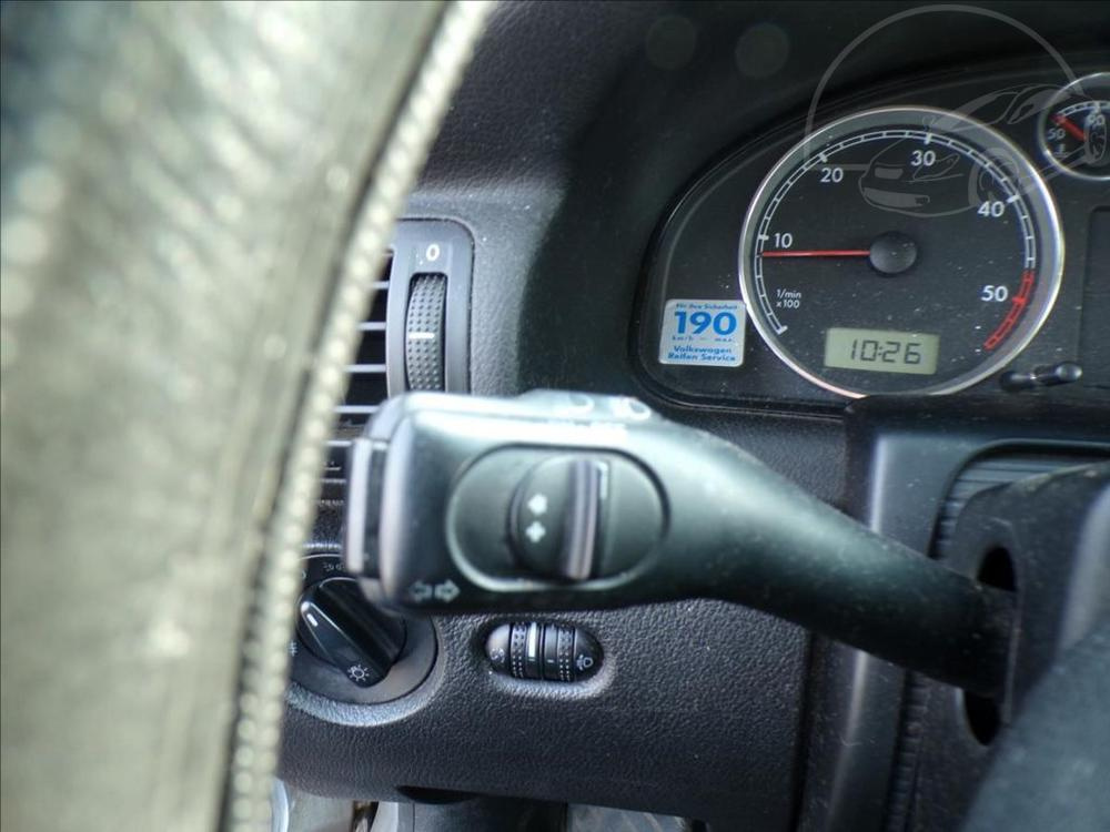 Volkswagen Passat 1,9 TDI - 8