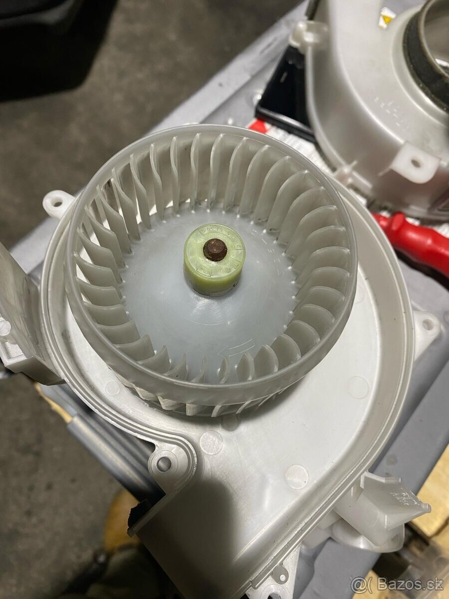 Prius Yaris Auris Corolla Lexus články Hybrid baterie - 8