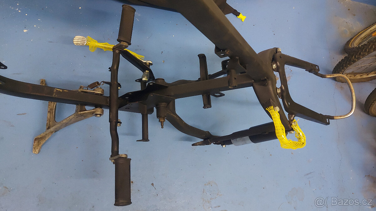 Jawa 250/350 559/590/360 Panelka, Sportka vše na foto - 8