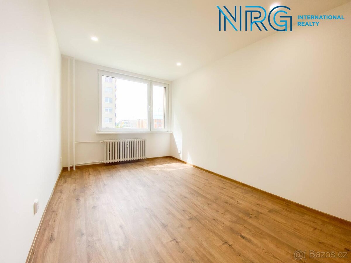 Prodej bytu po rekonstrukci, 3 + kk, 67 m², Praha 8 - Troja - 8