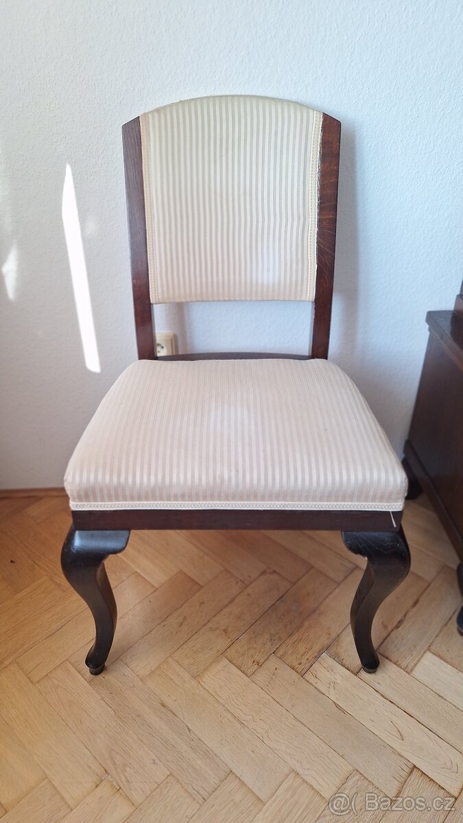 Starožitný nábytek - jídelna masiv - 8