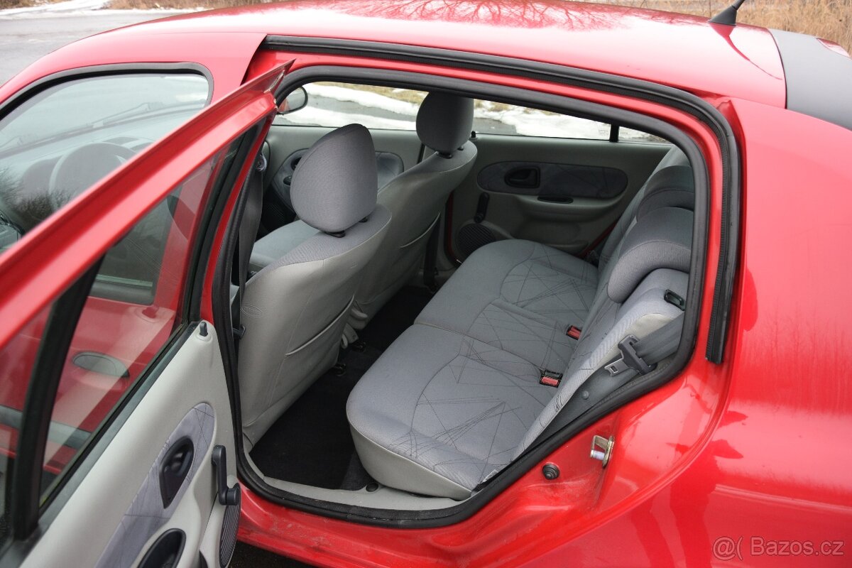 Renault Clio 1.2 16V (55 kW), r. v. 2002 – červená - 8