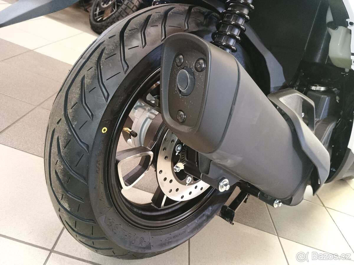 VOGE SR16 125i SLEVA -10000kč - 8