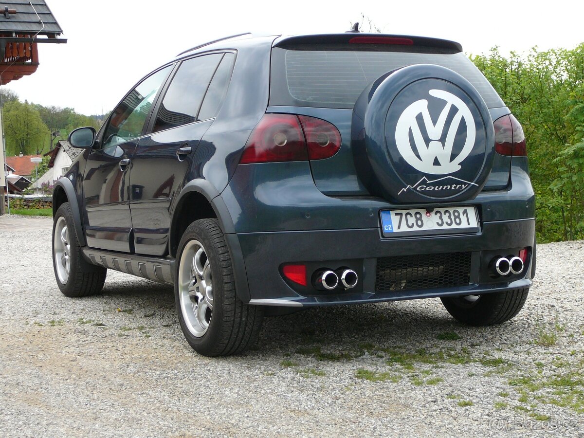 VW Golf Country - 8