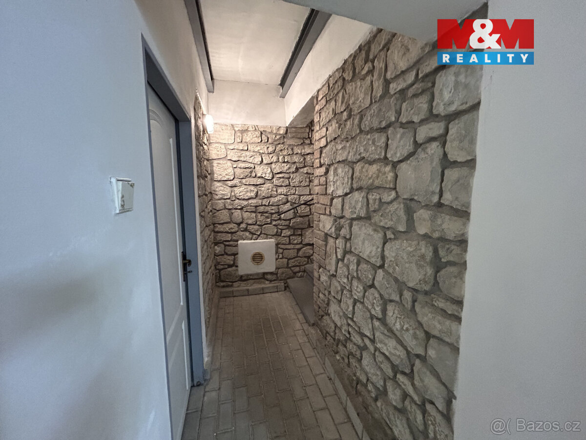 Pronájem kancelářského prostoru, Louny, ul. Osvoboditelů - 8