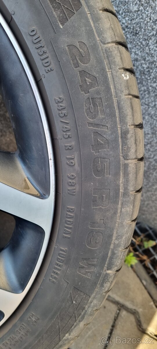 Kia Sportage GT Line ALU s pneu OE 52910F1500 245/45 R19 - 8