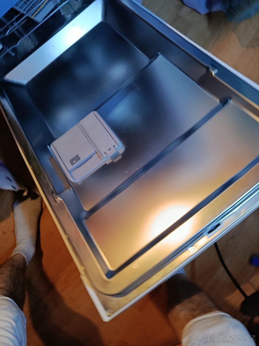 Nová myčka Philco - 8