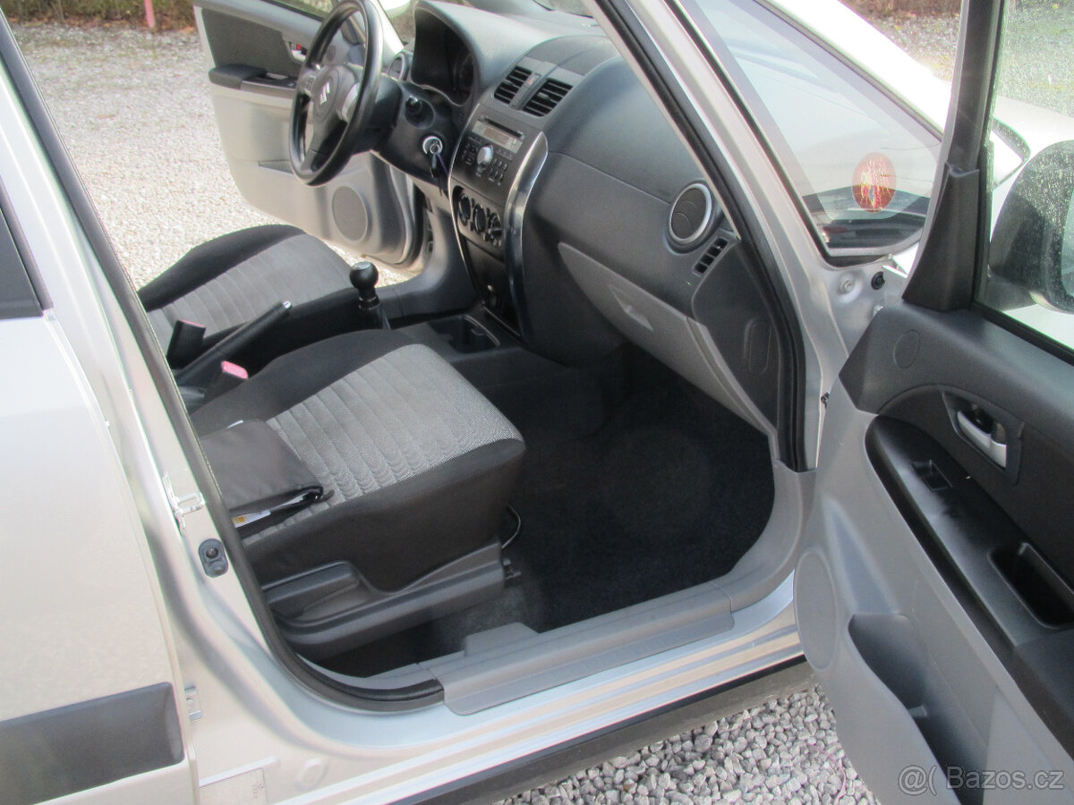 Suzuki SX4 1.6 - 8