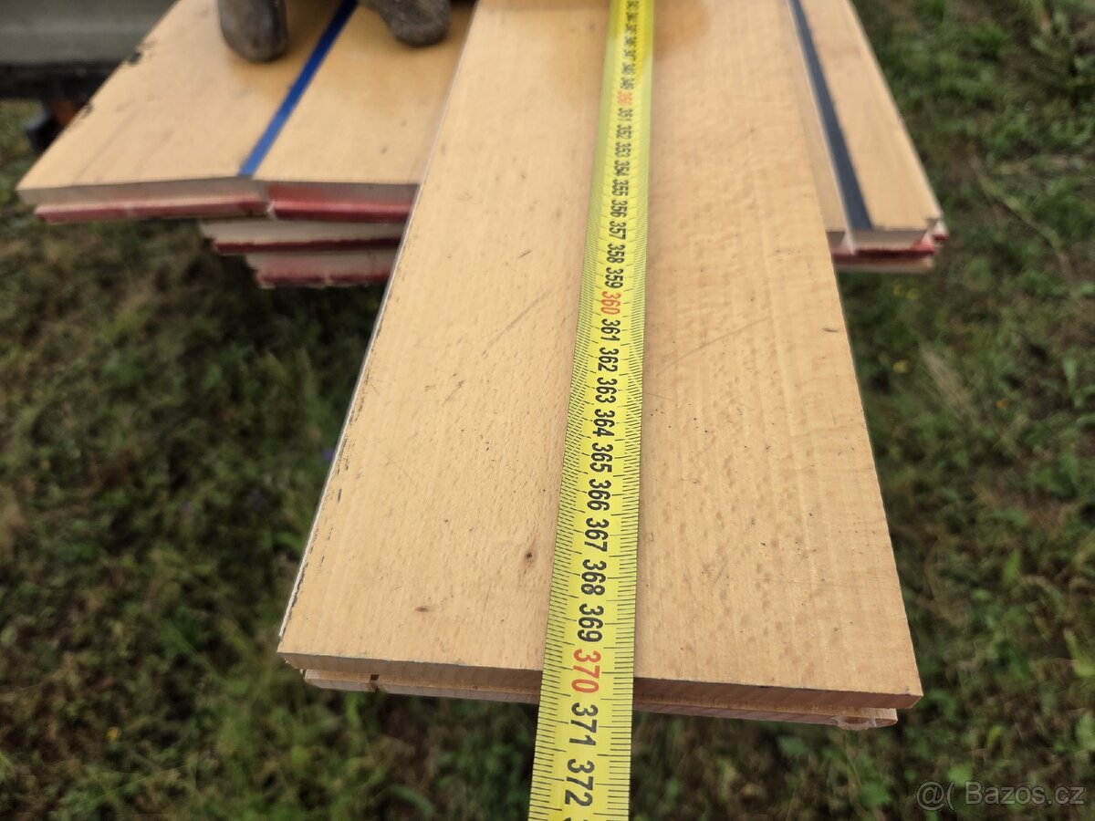 Prodám parketovou zatěžovou podlahu Junckers industrier (l - 8