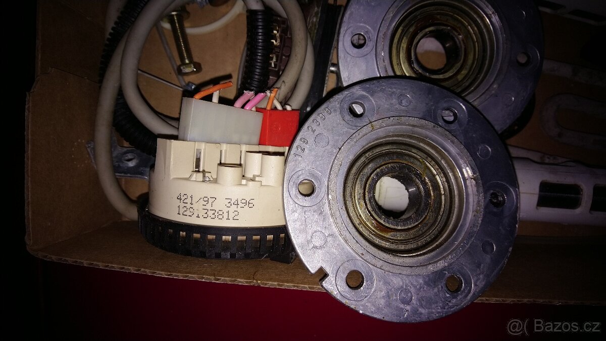 Díly Pračka Zanussi TL 552C horní plnění jen díly TL552C - 8